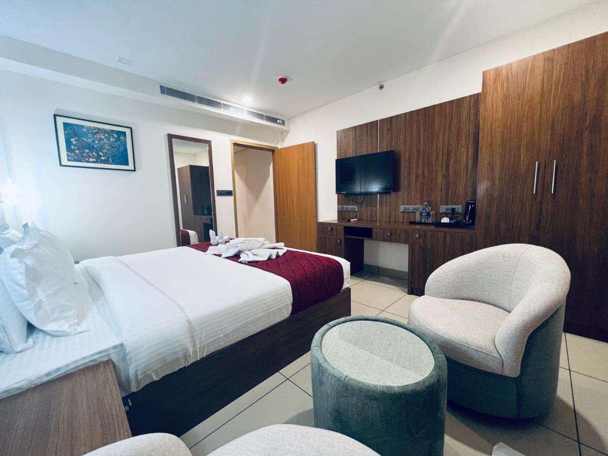 Hotel Seapark Kollam Εξωτερικό φωτογραφία