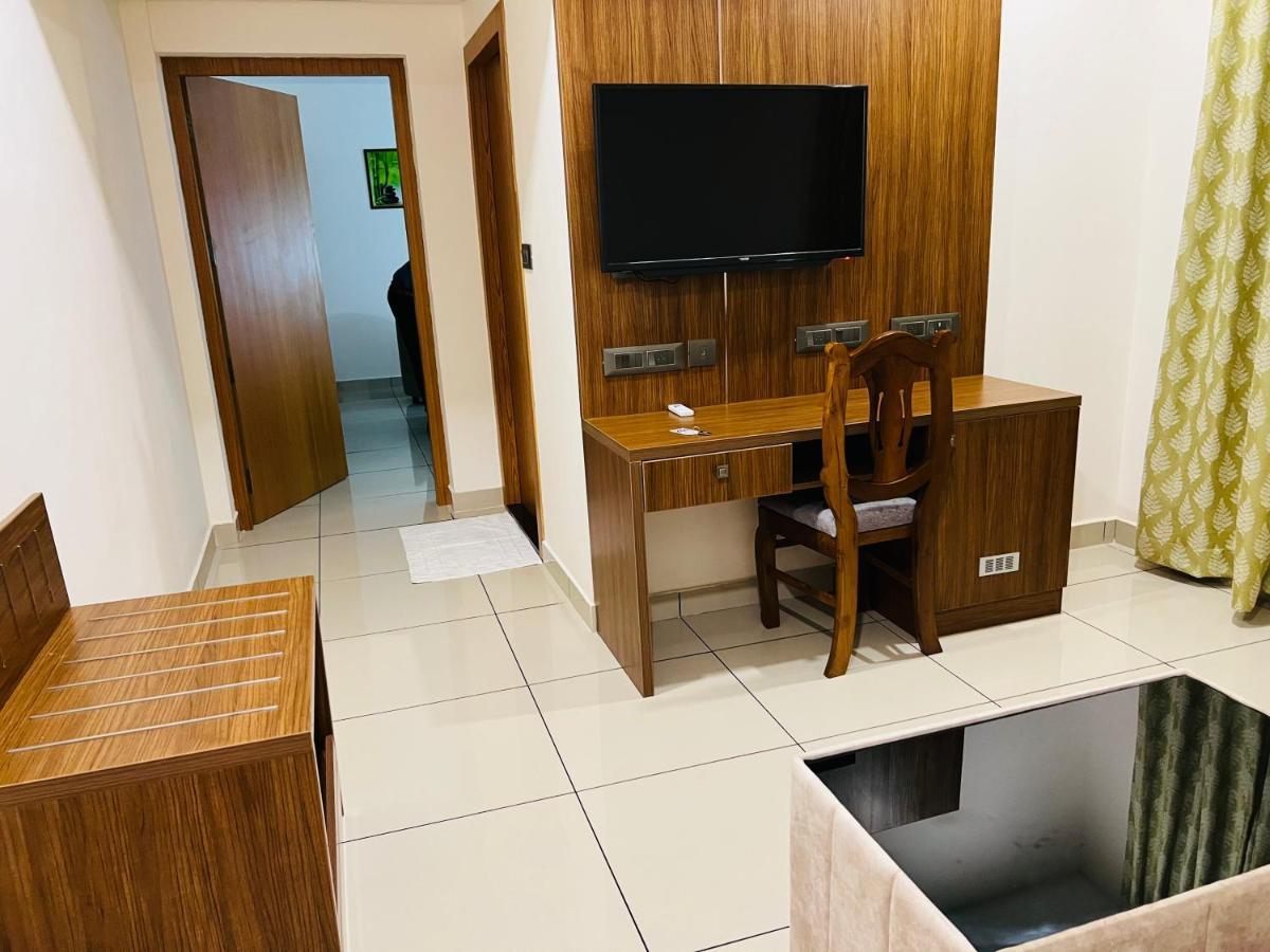 Hotel Seapark Kollam Εξωτερικό φωτογραφία